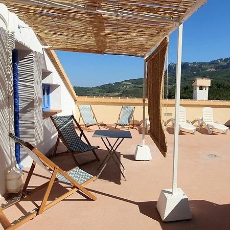 Atico Guadalest Rooftop Apartment With 360º Views And Art Eksteriør billede